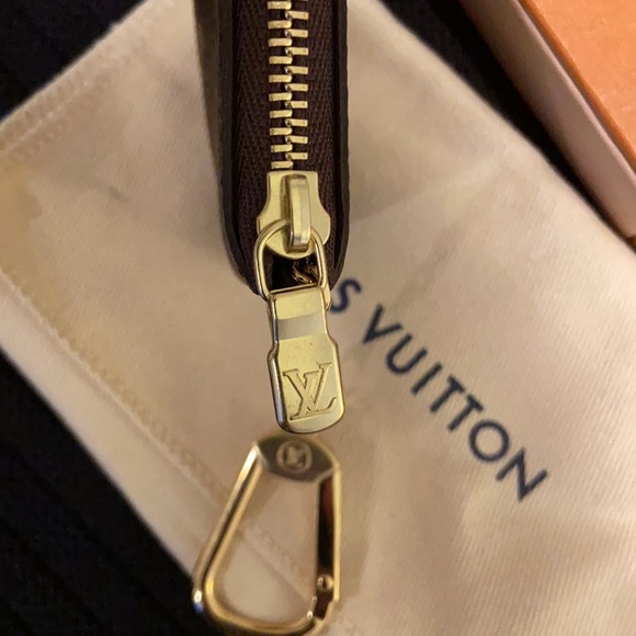 Brand new Authentic Louis Vuitton LV canvas monogram key chain zipper pouch Bag - Picture 2 of 5